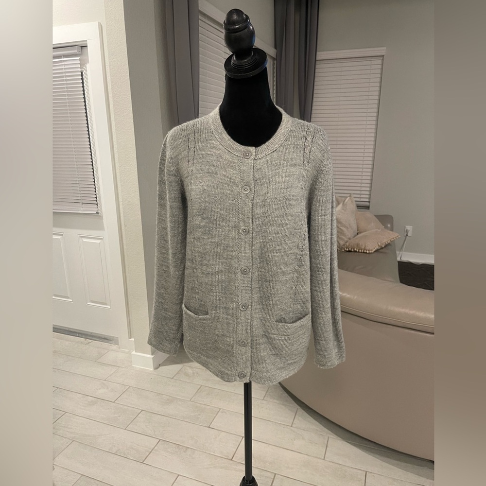 Alpaca Fina Womens alpaca Cardigan Sweater made in Peru Size M